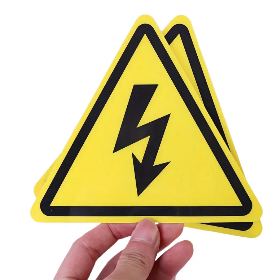 Indítóakkumulátorok jellemzői – Feszültségek