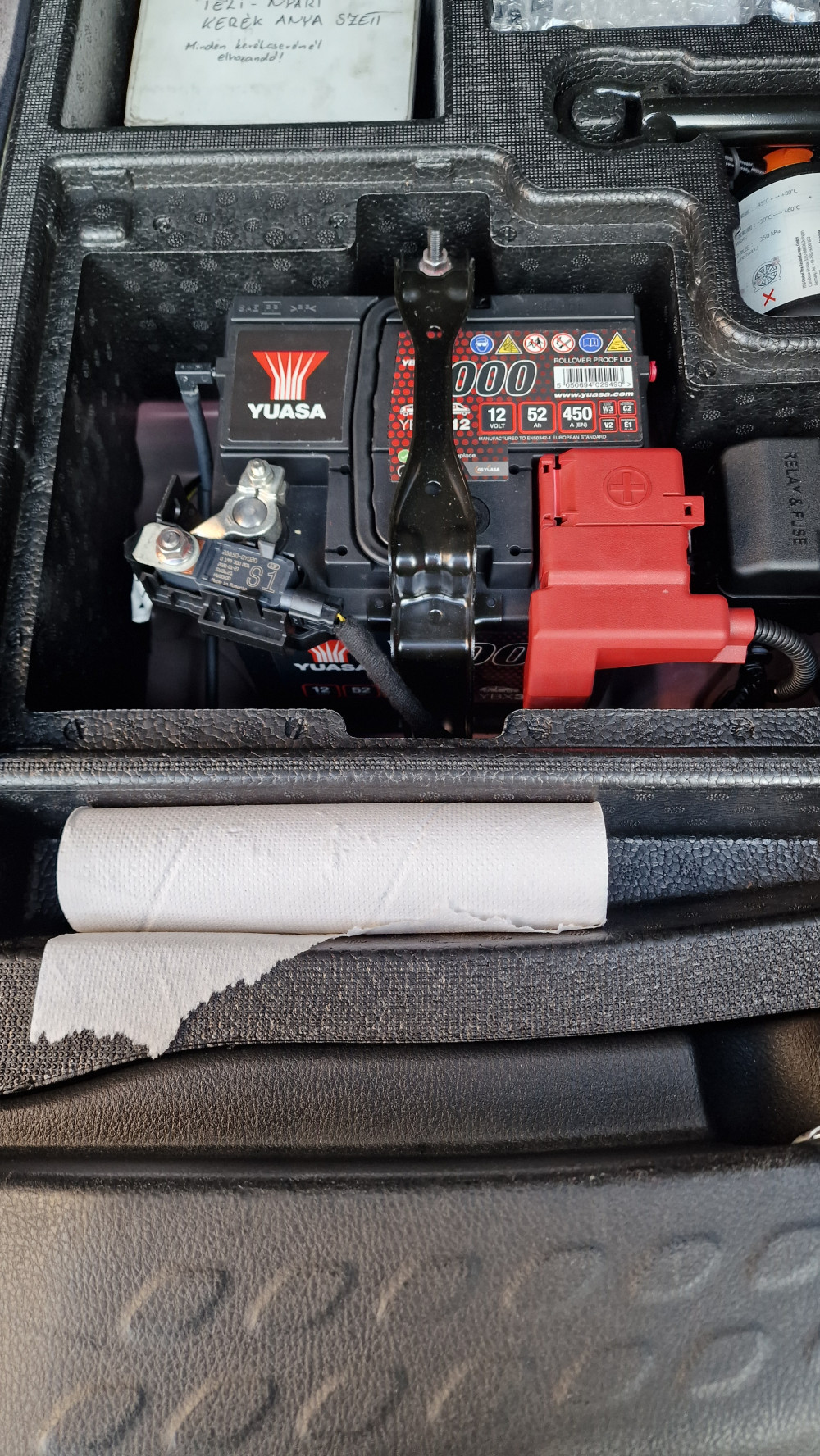   Yuasa Automotive SMF YBX3012 akkumulátor, 12V 52Ah 450A J+ EU, magas
